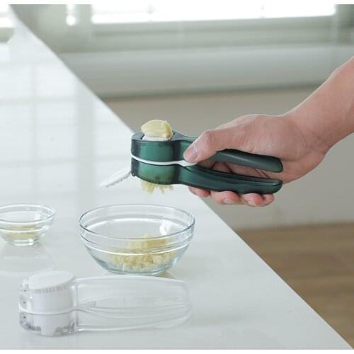 2 In 1 Stainless Steel Garlic Press Manual Garlic Grinding Slicer Handheld Garlic Mincer Chopping Ginger Squeezer Kitchen Tools