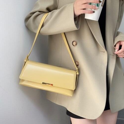 2021 Fashion Exquisite Womens Shoulder Bags French Style Baguette Bag Lady Leather Underarm Bag