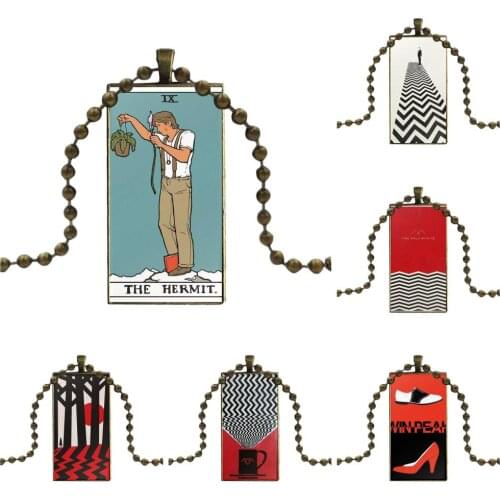 Red Black & White Welcome To Twin Peaks Glass Cabochon Pendant Necklace Rectangle Fashion Necklace For Men Women