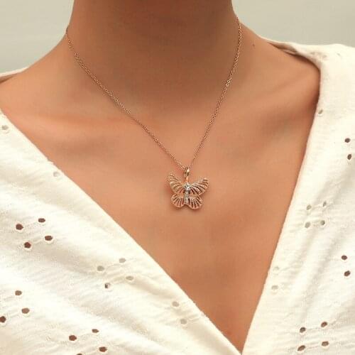 Butterfly Crystal Choker Necklaces for Women Gold Chain Long Tassel Rhinestone Necklaces Wedding Jewelry Party New Year Gifts