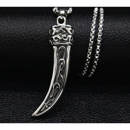 Brave Men Wolf Tooth Spike Stainless Steel Pendant Necklace Men Jewelry Fang Tooth Amulet Long Pendant Necklace Jewlery N116S02