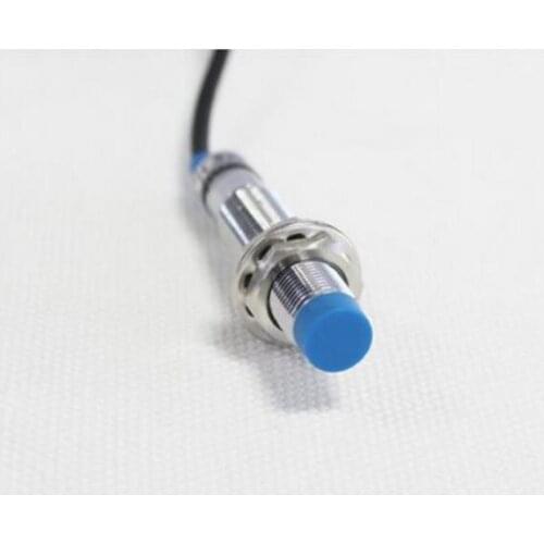 M12 Three Wire DC PNP NC 5mm distance measuring capacitive proximity switch sensor -LJC12A3-5-Z/AY