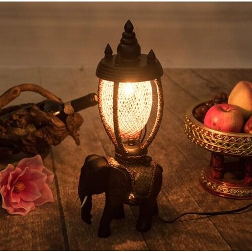 Asian American country personality sweet bedroom the head of a bed lamp act the role ofing restoring ancient ways