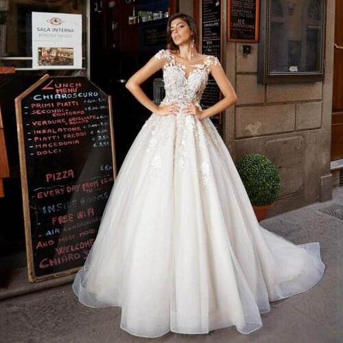 Elegant Bohemian Wedding Dresses 2021 Lace Appliques Organza Ball Gown Illusion Back Bridal Dress Customized vestidos de noiva
