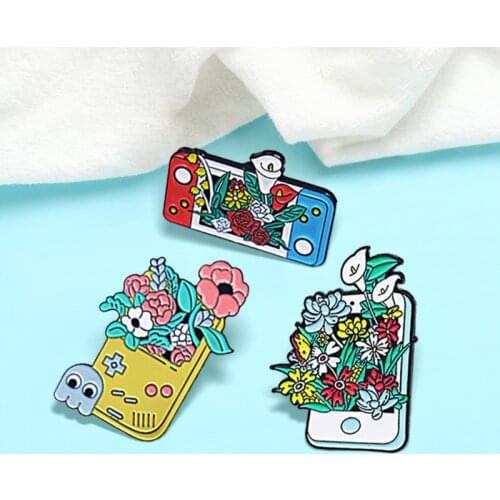 Fashion Colour Game Machine Brooches Flowers Plants Game Mobile Phone Enamel Pins Brooch Backpack Lapel Badges Jewelry Gifts
