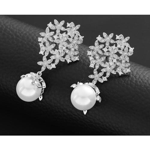 Fashion Style Cubic Zirconia and Pearl Pendant earrings clips on the ears jewelry earrings with stones For Women