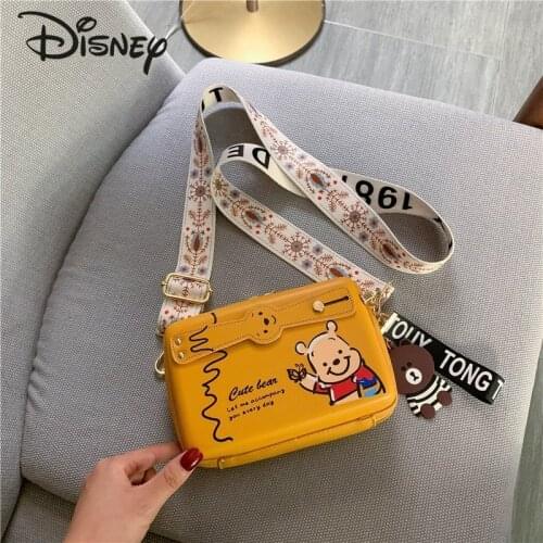 2021 New Disney Ladies One-shoulder Messenger Bag Fashion Cartoon Pooh Bear Pu Zipper Cute Girl Small Square Bag with Pendant