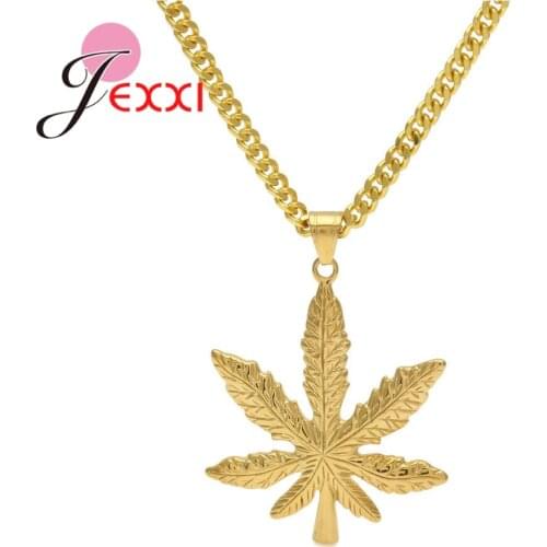 New Arrival Dropshipping Fashion Maple Leaf Necklace Pendant Charm Chain Necklace For Women Gifts Jewelry Accessories
