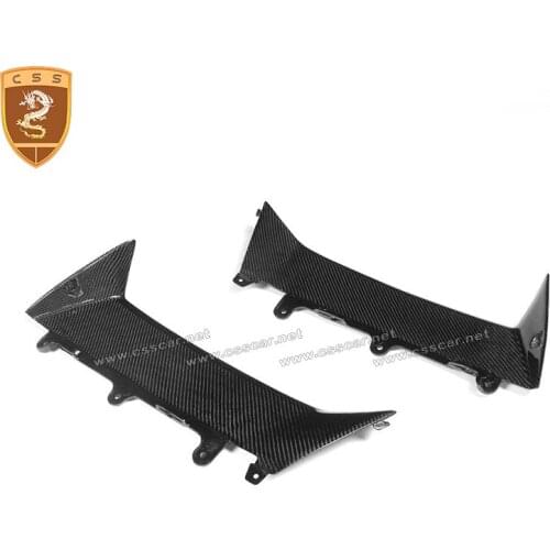 Dry carbon fit for Lamborghini LP700 rear fender air vent