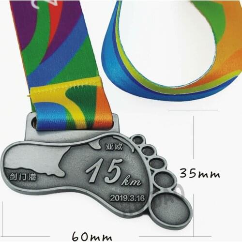 Custom Metal Medal with Plating Pewter Color Medal 15KM Walk Medal Shape of Foot Design