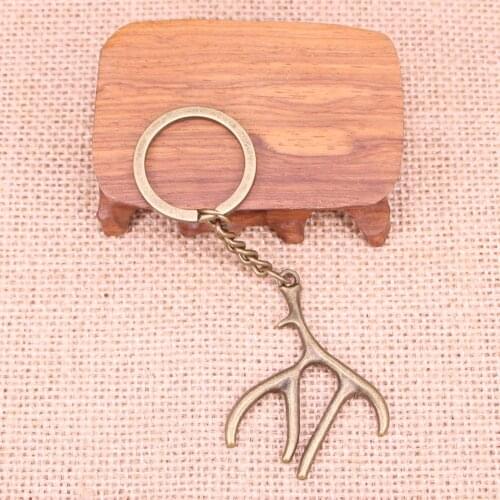 20pcs New Fashion Keychain 51x40mm antler Pendants DIY Men Jewelry Car Key Chain Ring Holder Souvenir For Gift
