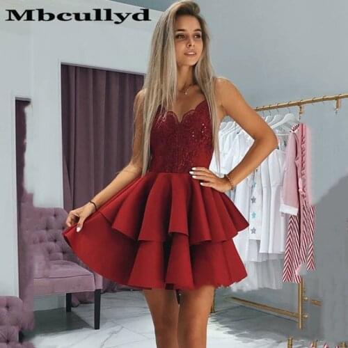 Mbcullyd Homecoming Dresses 2020 Short Appliques Satin Vestidos de graduacion for Girl Simple V-neck Red Prom Party Gowns