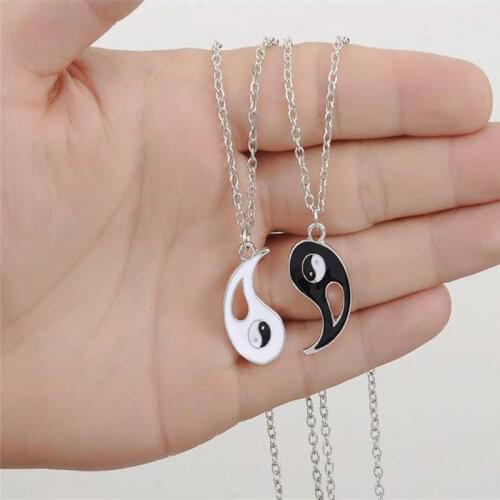 2 Pendants for the best girlfriends yin and yang Couples pendant Necklace pendants for the best friends of yin and yang for Sis