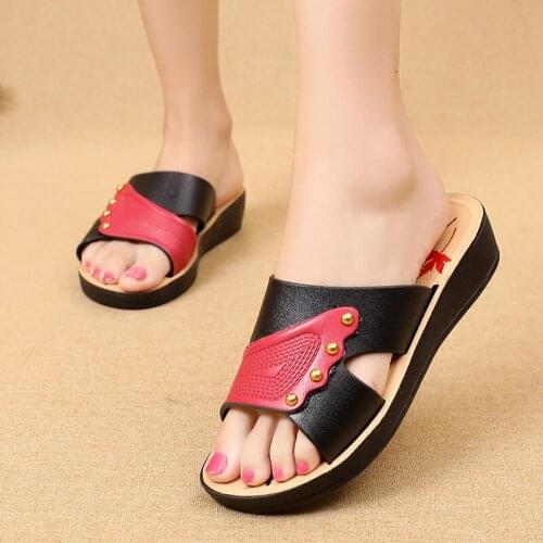 Slope heel non-slip platform slippers women mid-heel sandals and slippers women wear sandals and slippers women summer