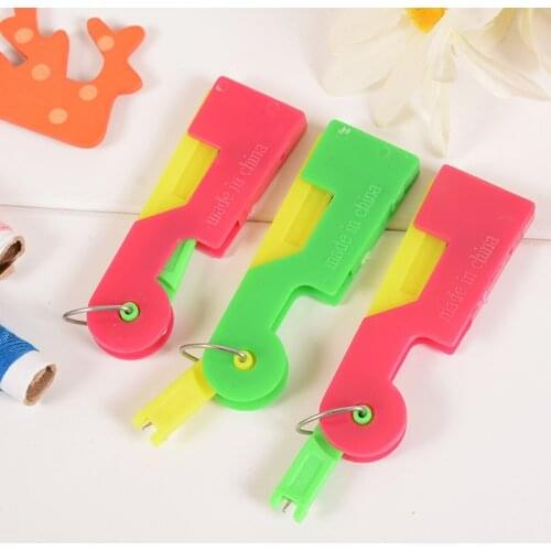 2PCS Needle Threader Thread Guide Needle Device Sewing Machine Punch Needle Tool Go-between Device Elderly Supplies Sewing Tools