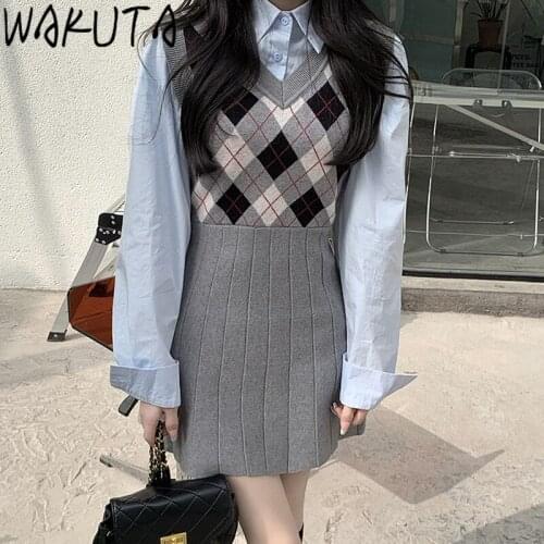 Wakuta Fashionable Knitted Dresses