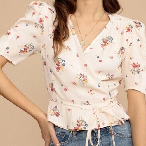Women Floarl Print Blouse Vintage Cross V-neck Bandage Puff Sleeve Cropped Top Beach Holiday Elegant Freach Style Summer Shirt