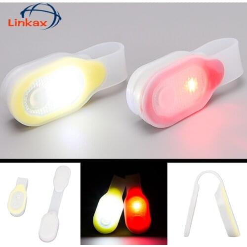 LED Flashlight Emergency Light Clip onto Clothes Power By 2*CR2032 Battery Super Bright Torch Light With Strong Magnetic Closure