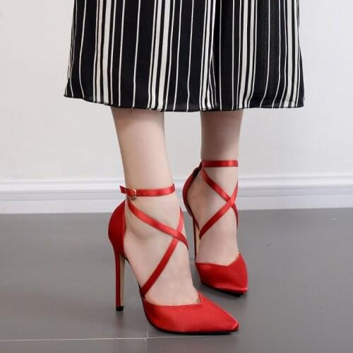 Round Toe African Woman Shoe Gold Heels Womens High-heeled Shoes Hollow Basketball Platform Sexy Pump Slip Om Pointed