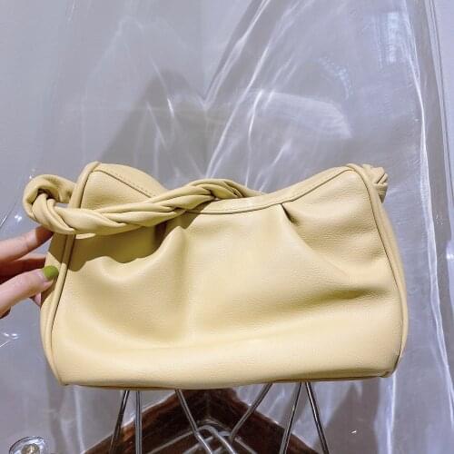 Bags womens u family handbags 2021 summer new popular Twist handbags baguetter underarm Boston shoulder diagonal leather bags