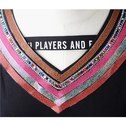 Free Ship 15Pcs Colour Glass Hotfix Rhinestones V Collar Chain Trim Strass Crystals Band Mesh Bridal Crystal Appliques For Dress