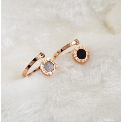Stainless steel black rings for women anel, trendy roman numerals white shell opening ringen rose gold color ring anello jewelry