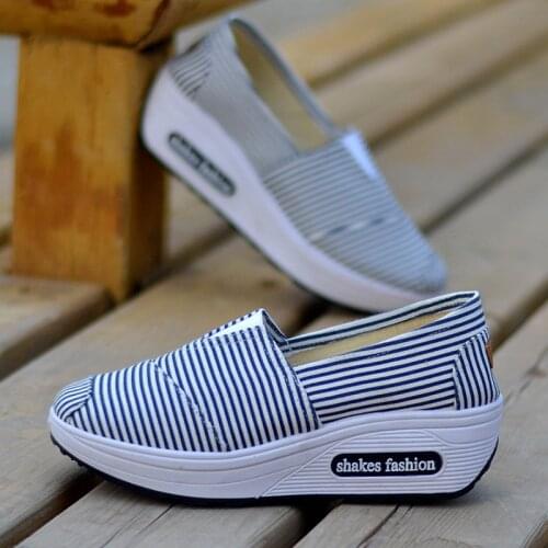 Comemore Fashion Womens Shake Casual Summer Shoe Wedges Sneakers for Women Beach Tennis Sliders Trainers Ladies Shoes 2021 New