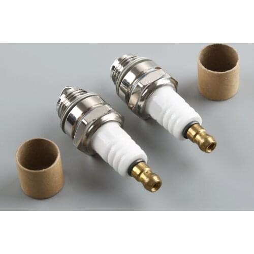 2Pcs 25cc 52cc 62cc Chainsaw Brush Cutter Spark Plug fits for 2 Stroke Engine MS180 MS250 MS070 Husquarna 365 Trimmer 260 430
