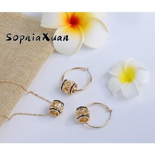Sophiaxuan Hawaiian Polynesian Flower Necklace Set Fashion Gold Filled Pendant Hoop Earrings Jewelry Sets for Women Girls 2021