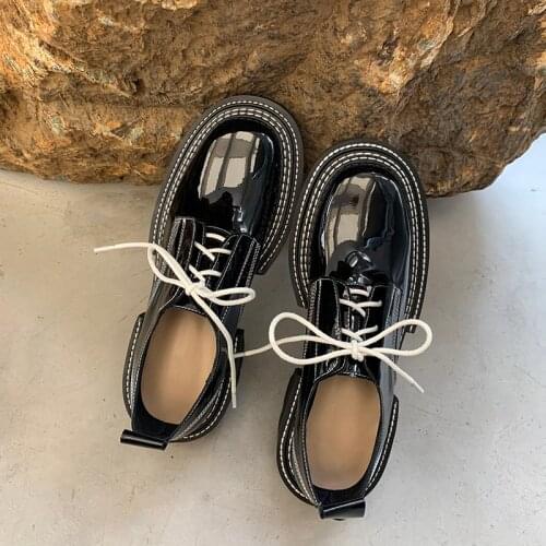 Autumn Fashion Women Shoes Retro Flats Genuine Leather Platform Shoes Round Toe Lace Up Black zapatos de mujer Platform Boots