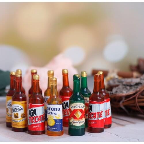 8Pcs/lot 1/12 Dollhouse Miniature Resin Bottle Simulation Beer Bottle Model Fairy Garden Oranments Figurines