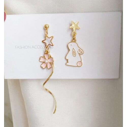 Original Japanese Heng Feng Pink Cherry Blossom Clip Earrings No Hole Cute Rabbit Asymmetric Long Girl Earrings Ear Clips Female