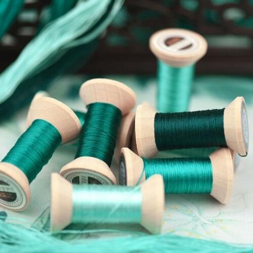 Hand-embroidered embroidery thread / silk thread / wrapped silk silk embroidery thread / spool / viridity