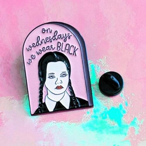 On Wednesdays We Wear Black Enamel Brooch Pin Hat Bag Collar Lapel Pins Badges Women Mens Fashion Jewelry Accessories