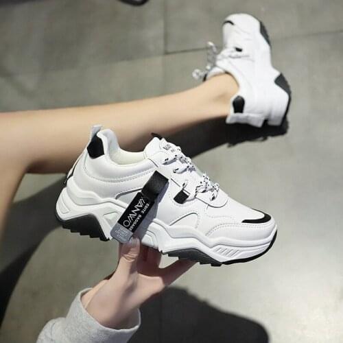 2021 Autumn New Platform Shoes for Women Outdoor Sneakers Korean Student Sport Running Dad Fashion Lady Mesh Off White Shoes