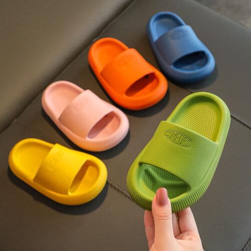 Childrens Slippers Summer Cute Beach Shoes For Boys Girls Soild Color Waterproof Anti-slip Bathroom Kids Soft Slippers