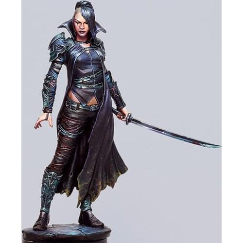 1/24 Assembly Resin Figure Kit sword Girl