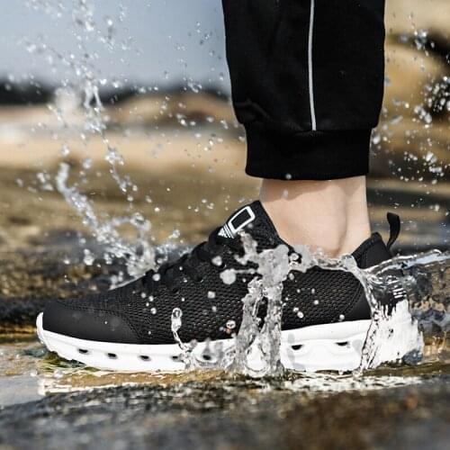 Men Women Lightweight Breathable Wading Water Shoes Wear-resistant Non-slip Aqua Shoes Outdoor Comfortable Beach Upstream Shoes
