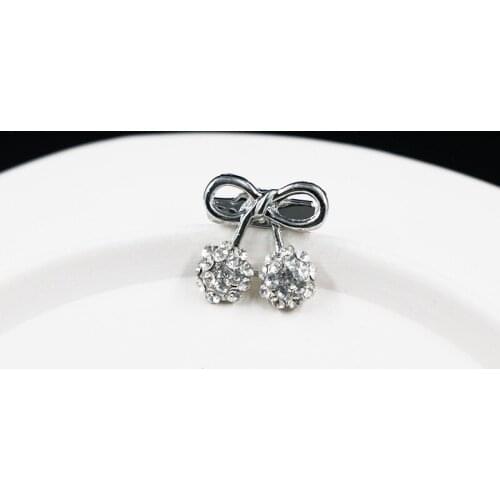 Fashion Rhinestone Small Hijab Pins Flower Collar Lapel Sweater Brooches Muslim Safety Scarf Pin Mixed Designers