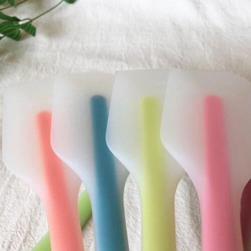 Silicone Cream Baking Scraper Non Stick Butter Spatula Kitchen Heat Cutter Resistant Tools Chocolate Pastry Smoother R4A3