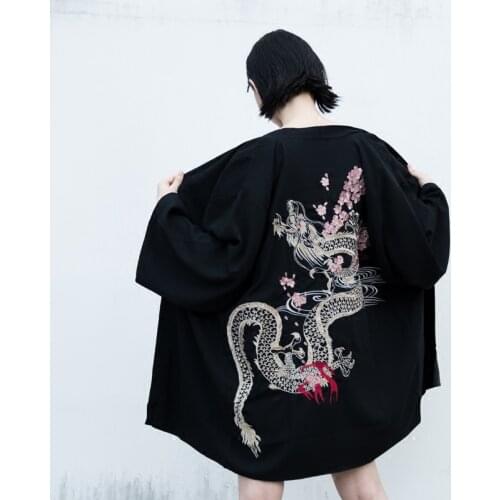 2019 New Arrival Japanese Traditional Kimonos Black Haori Female Dragon Kimono For Karate Japanese Yukata Kimono Cosplay FF2098