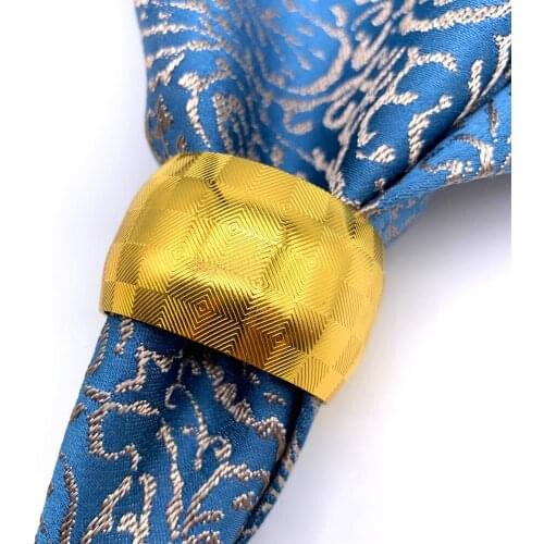 4pcs Gold Color Napkin Rings For Dinner Parties Dining Table Decoration Handmade Glossy Metal Napkins Holder Buckle Ring