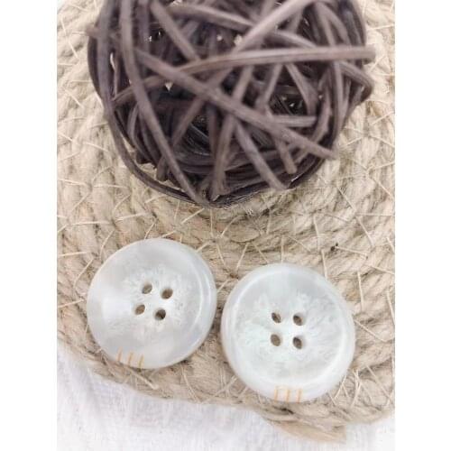 Retro Mixed Color Round Resin Buttons 4 Holes Sewing Button Scrapbooking Craft Decoration DIY Apparel Accessories