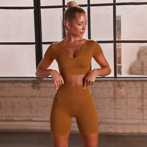 2021 Short Sleeve Crop Seamless Yoga Shorts Bra Fitness Summer Sports Gym Activewear Women Workout Yoga Set Running Suit