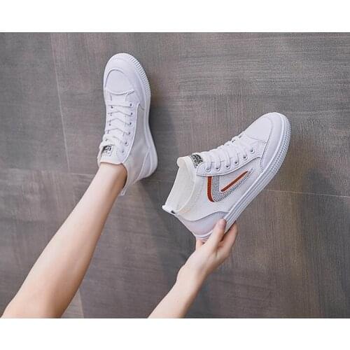 Breathable White Shoes Womens 2021 Korean Mesh Running Women Shoes Fashion High Top Sneakers Womens Sports Shoes Summer Flats
