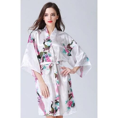 White Women Kimono Bathrobe Sexy Bride Wedding Party Robe Dressing Gown Printed Bridesmaid Robes Bridal Shower Gift Sleepwear