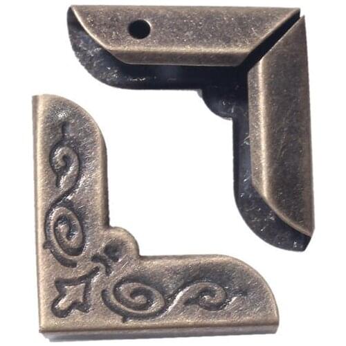 Iron Based Alloy Box Corner Protectors Book Scrapbooking Albums Menus Folders Antique Bronze Flower Carved 21mm x21mm 100 PCs
