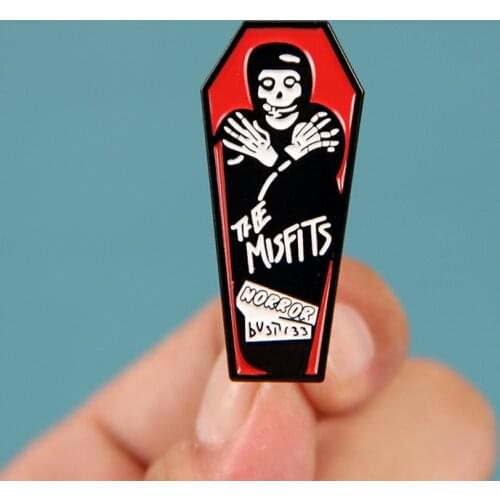 XM-funny Crimson Grimace Coffin Brooch Misfits Band Logo Badge Horror Punk Accessories Halloween Accessories