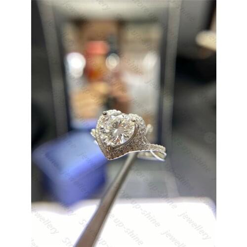 Luxurious and shiny Moissan diamond ring 925 silver One mind One meaning style ring a romantic gift for wife