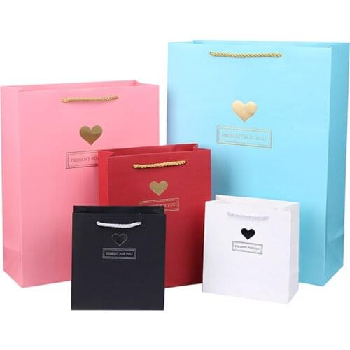 5pcs gift paper bags heart hot-stamping cloth candy chocolate gift packing for fashion shop boutiques packing bag